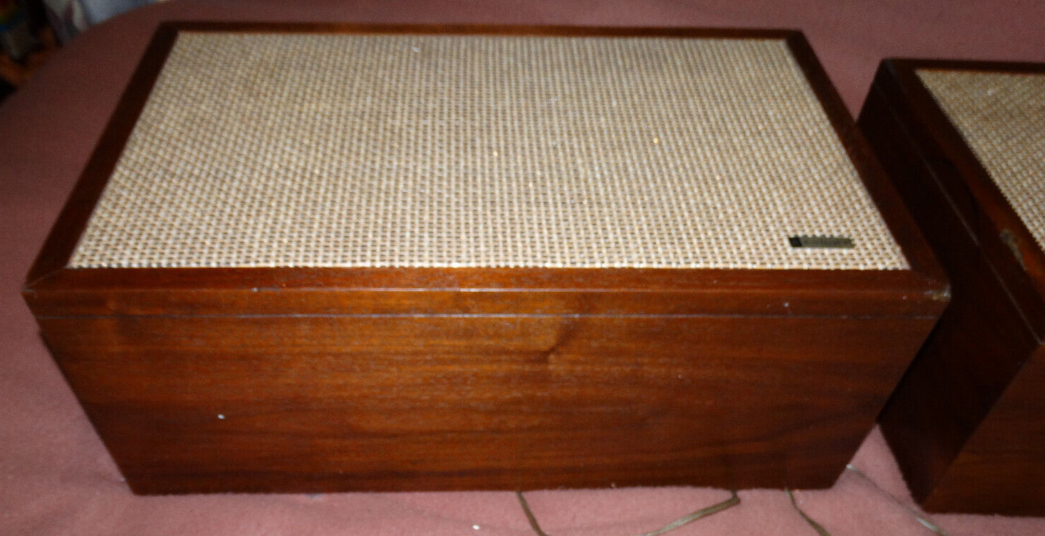 2 Knight Allied 3 way 10" alnico Tweed Vacuum Tube speakers by Utah Sound great!