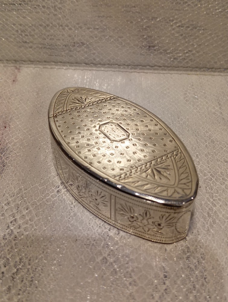 Solid Silver Snuff Box Samuel Pemberton 1792 Birmingham.