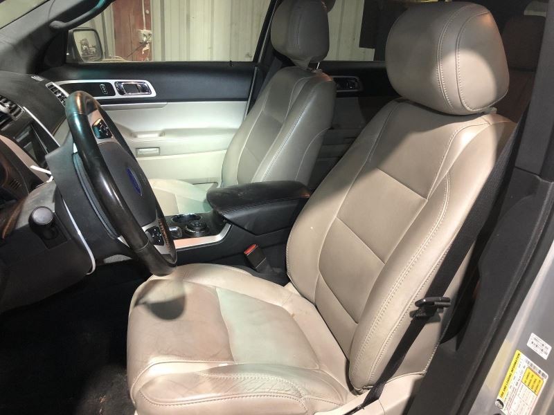 Camera/Projector Camera Above License Bracket Fits 11-12 EXPLORER 848123