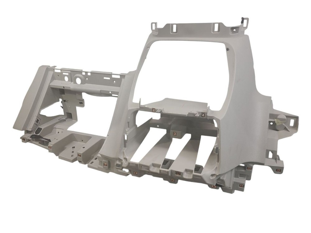 VOYAGER   2020 Dash Bezel 623572