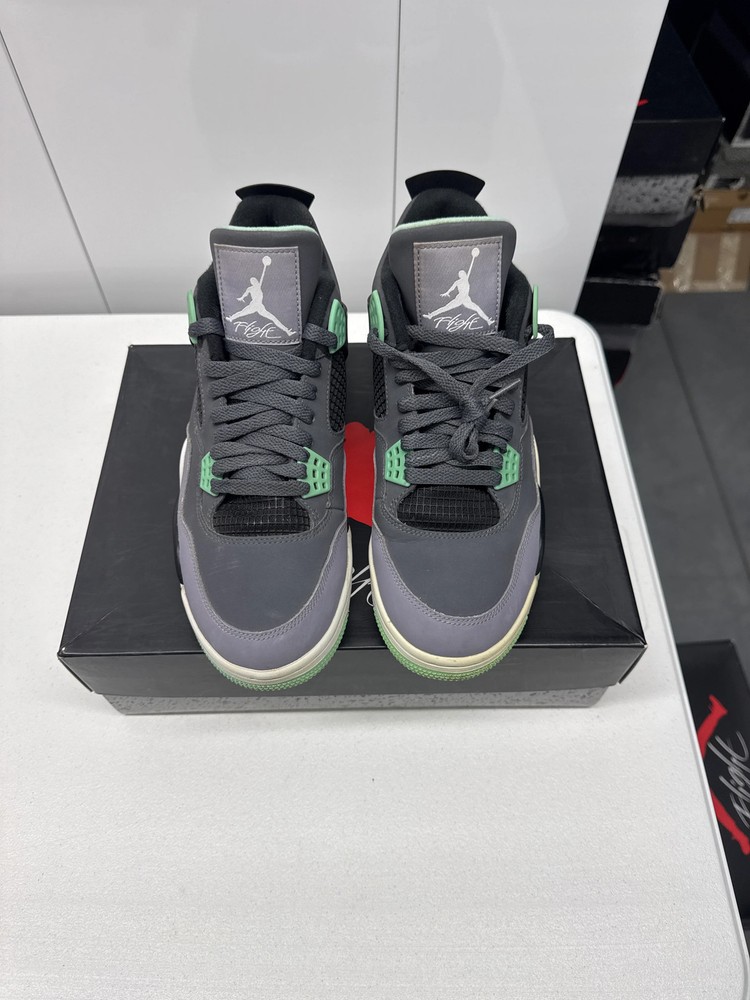 Jordan 4 Green Glow (9.5)