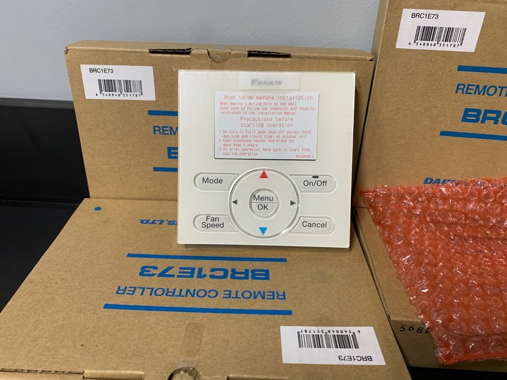 DAIKIN BRC1E73 NAVIGATION WIRED REMOTE CONTROLLER