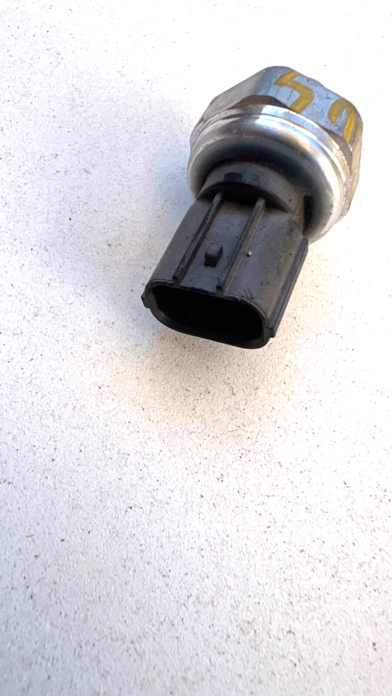 OEM AC Pressure switch 92CP20-3. (2a).