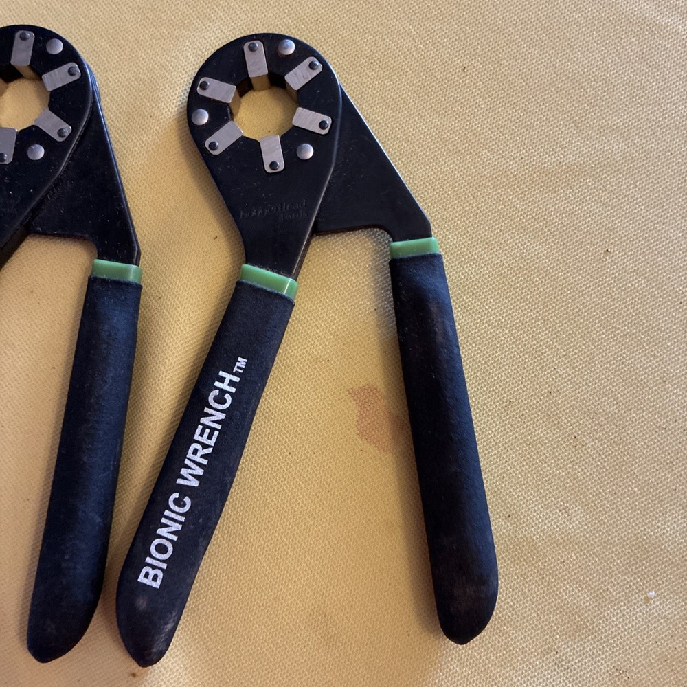 2 BIONIC WRENCHES BY LOGGERHEAD TOOLS USA ∙ Two 8-INCH WRENCH