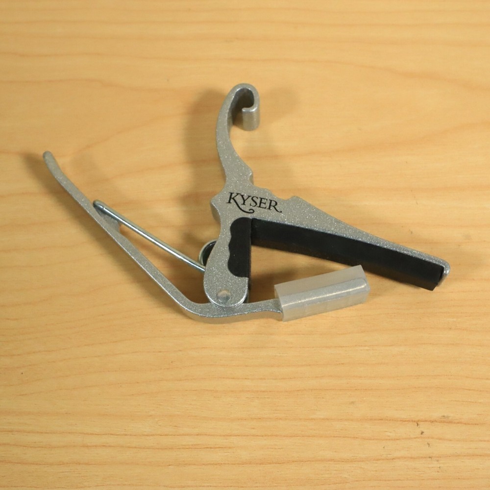 Kyser Quick-Change Capo – 6 For Acoustics String Silver Guitar