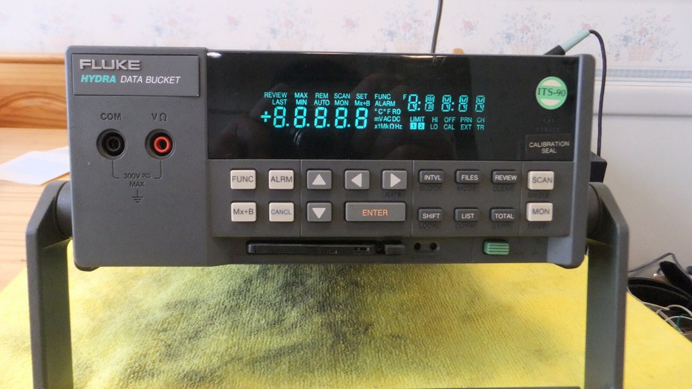 Fluke Hydra 2635A Data Logger With 2645 Universal Module