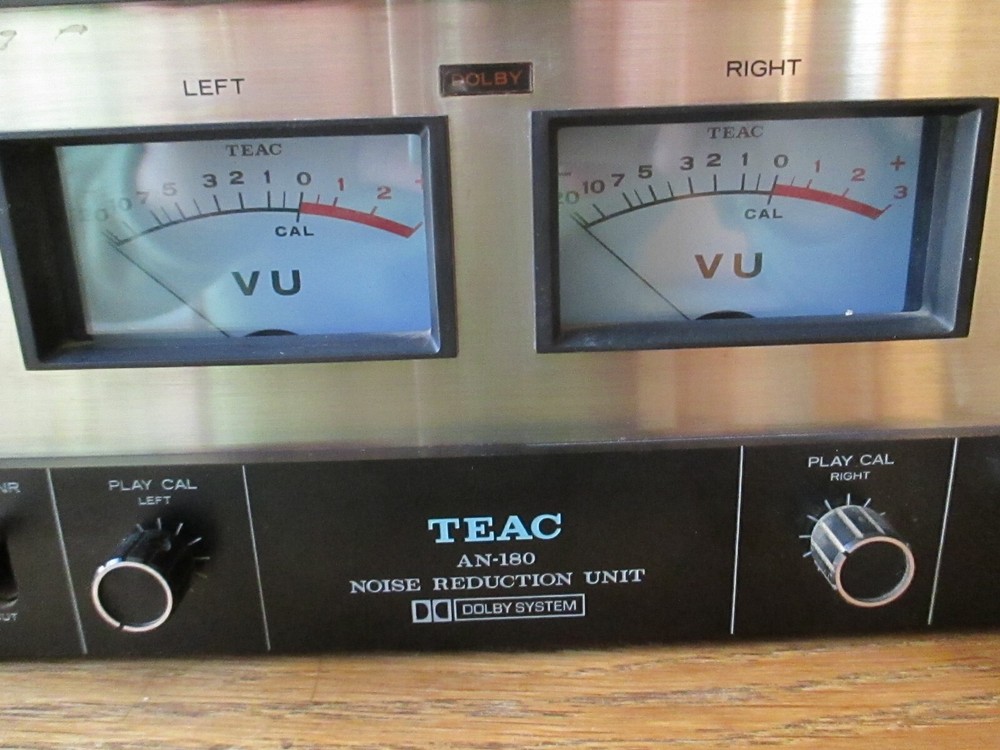 TEAC AN-180 NOISE REDUCTION VTG POWERS UP
