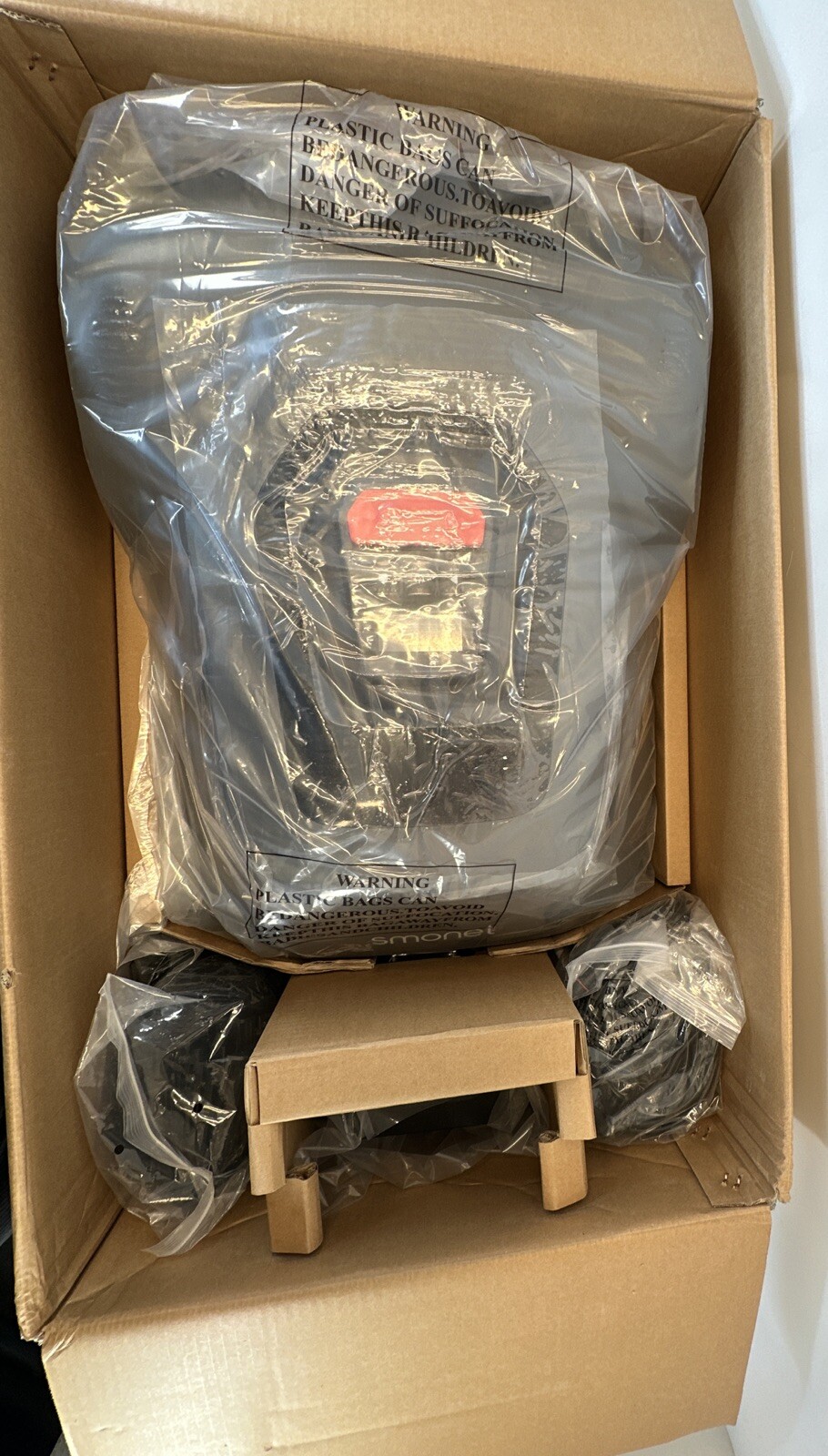 RLM1000 Robotic Lawn Mower 1/4 Acre Battery Powered Smart Path APP Control 18V