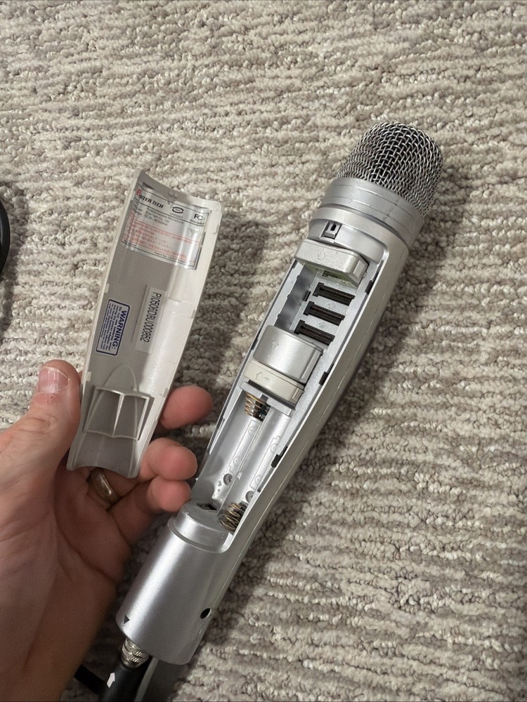 Magic Sing II Enter Tech Karaoke Microphones LP000012 Cables