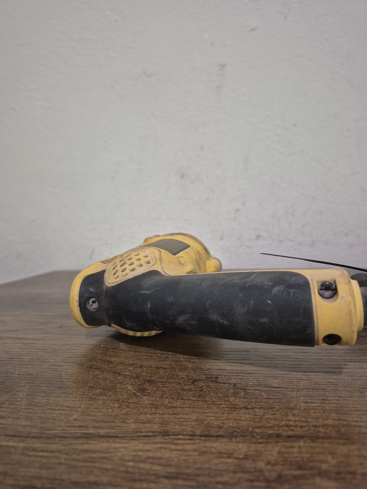 DEWALT DW272 VSR Drywall Screwdriver