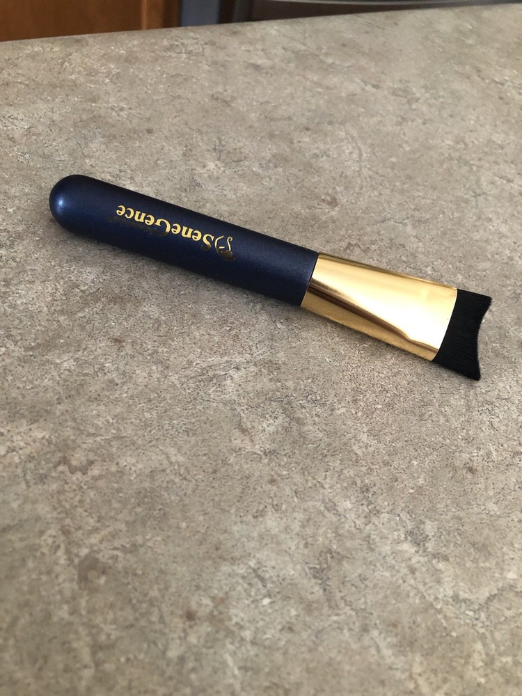 SeneGence Brush NEW!