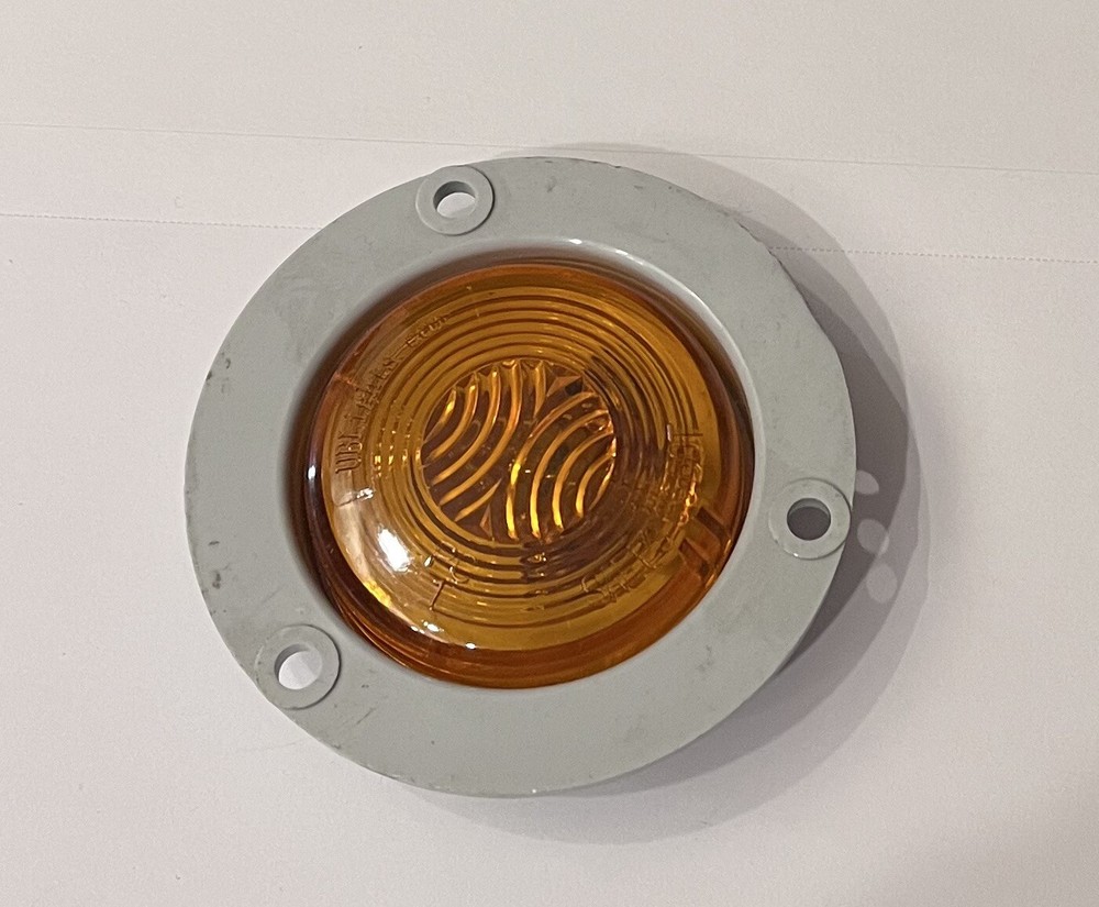 2” AMBER Round Clearance Marker Light Flush Mount ~ UBLights SEF2000A-2