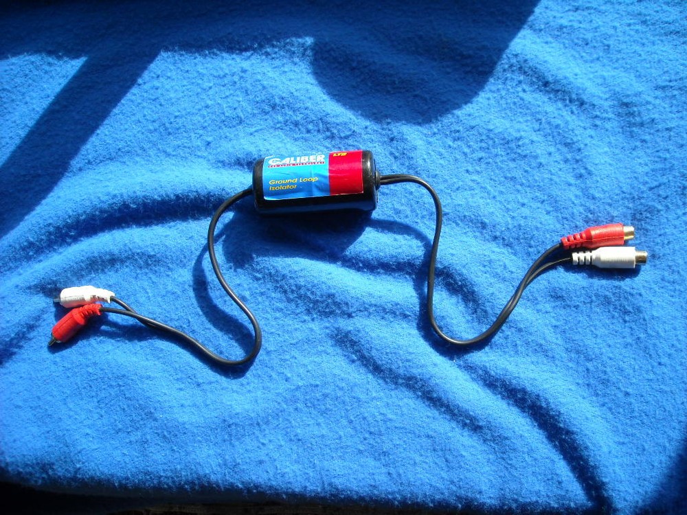 Caliber LT2 Audio Noise Filter Suppressor Ground Loop Isolator Car Home Stereo