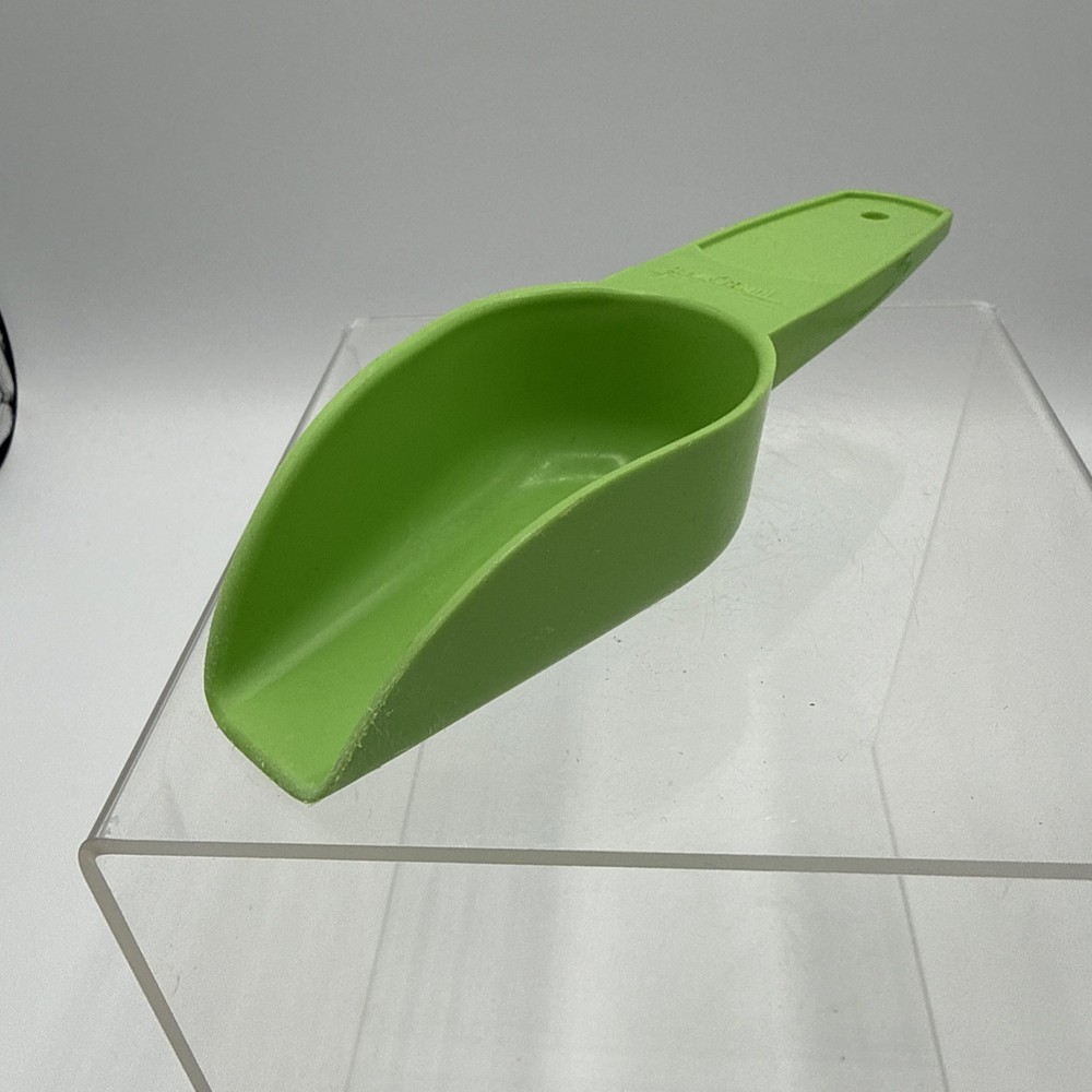 Vintage Tupperware Small Green Apple Scoop 878-2 Kitchen