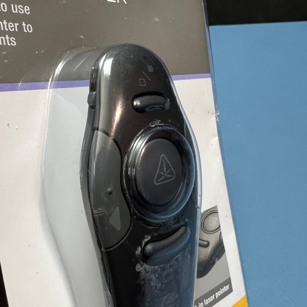 Targus AMP16US Wireless Presenter with Laser Pointer 50ft Range New In Package