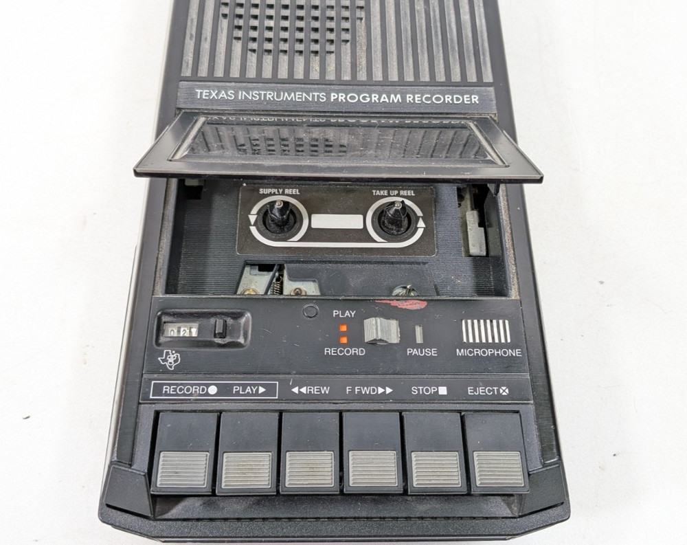 Texas Instruments PHP 2700 Program Recorder TI-99 FOR PARTS NOT WORKING AS IS
