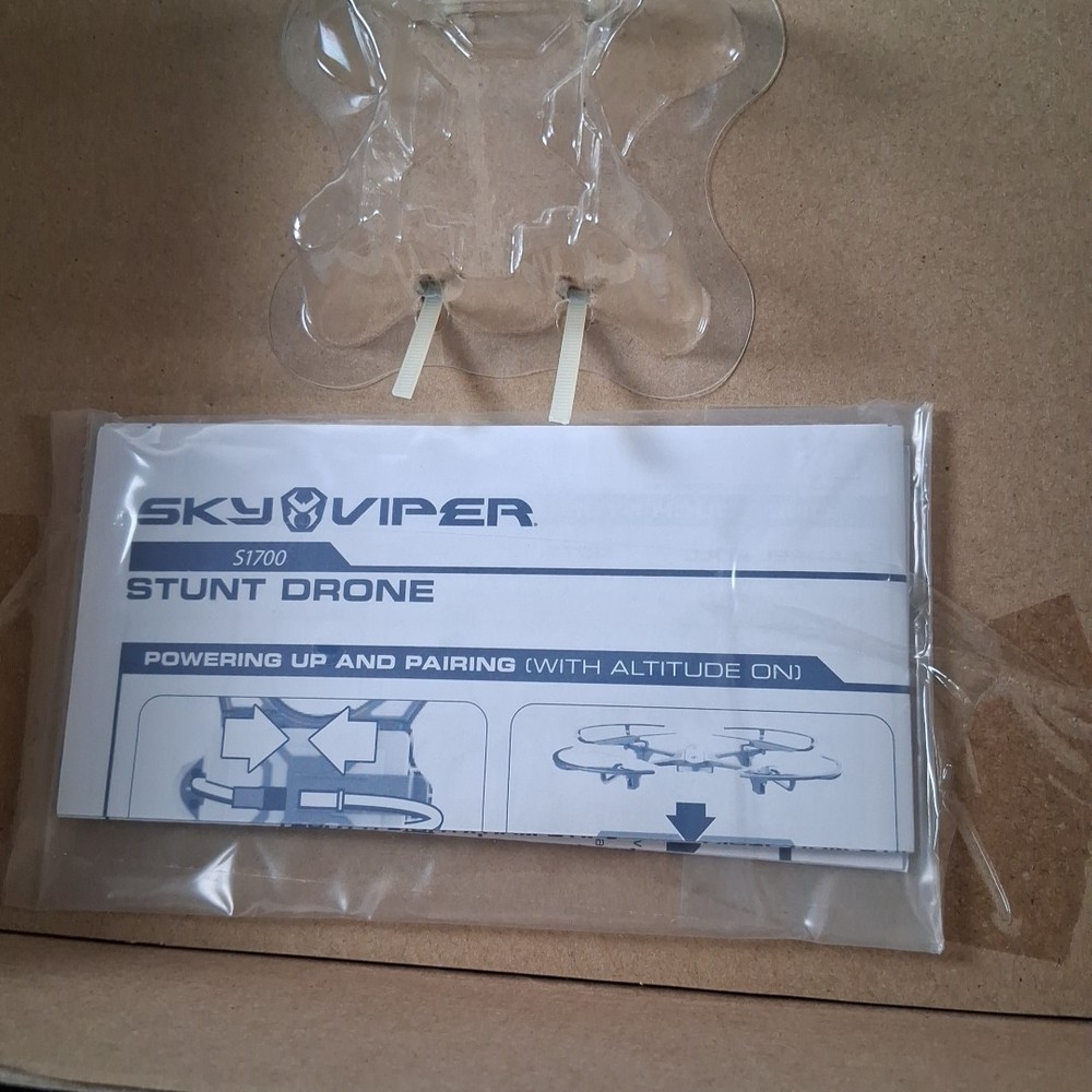 Sky Viper s1700 Stunt Drone Performance Series 2.4GHz