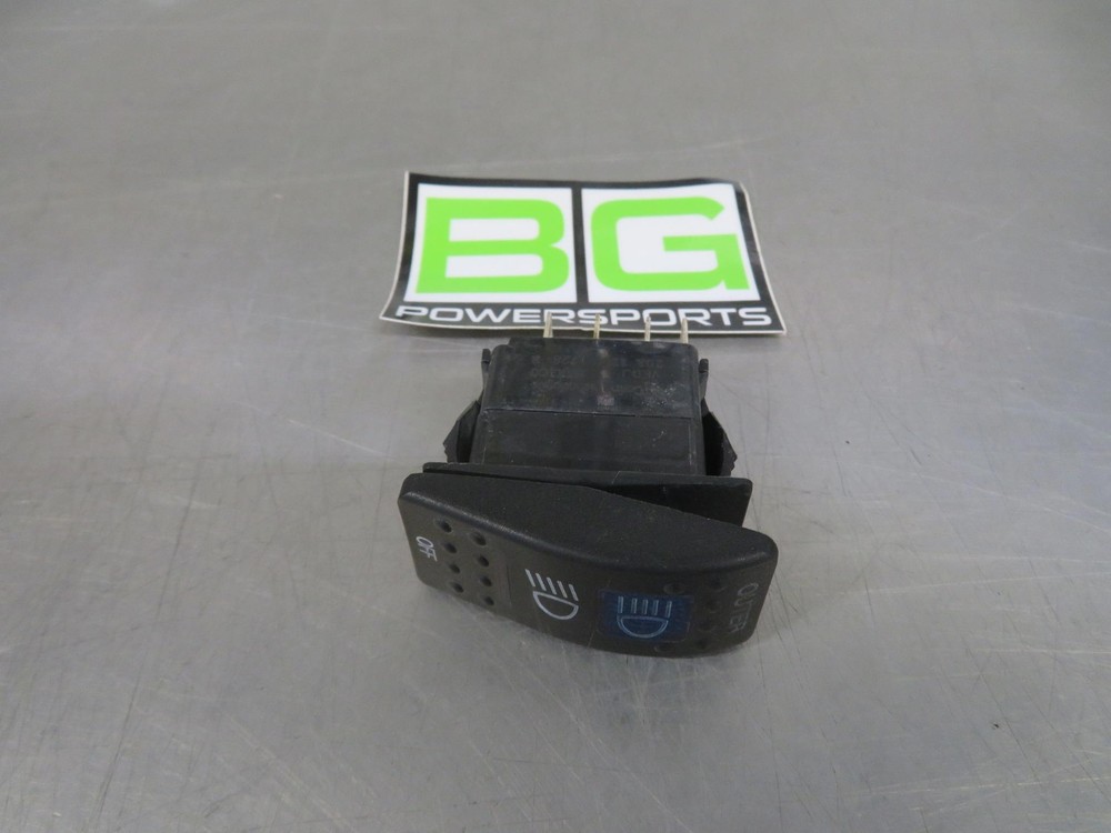 EB815 2018 18 KAWASAKI TERYX 4LE OUTER LIGHT SWITCH