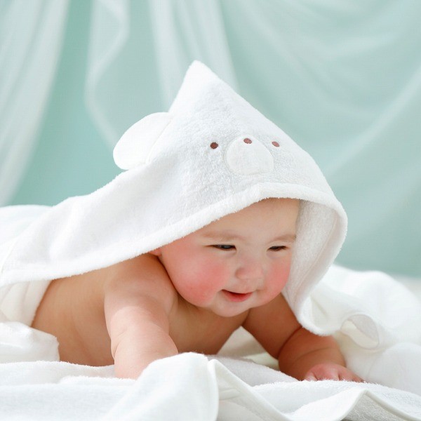 Hooded Bath Towel, Pastel White