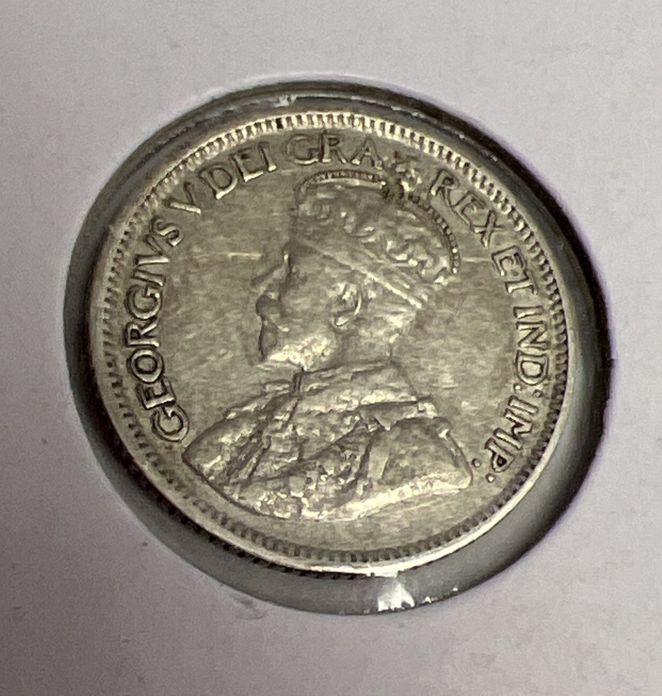 1915 Canada 10 Cent Silver Dime Coin