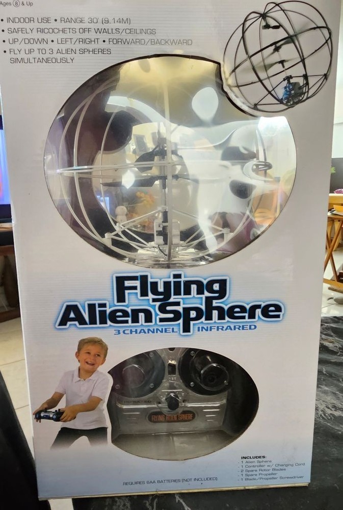 Flying Alien Sphere 3 channel Infrared by Excite