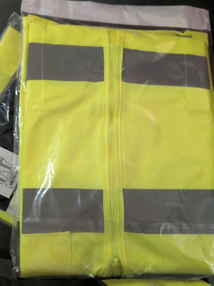 Worktex Safety Yellow Basic Ansi 107-2015 Type R Class Xtra Large 4 Pack