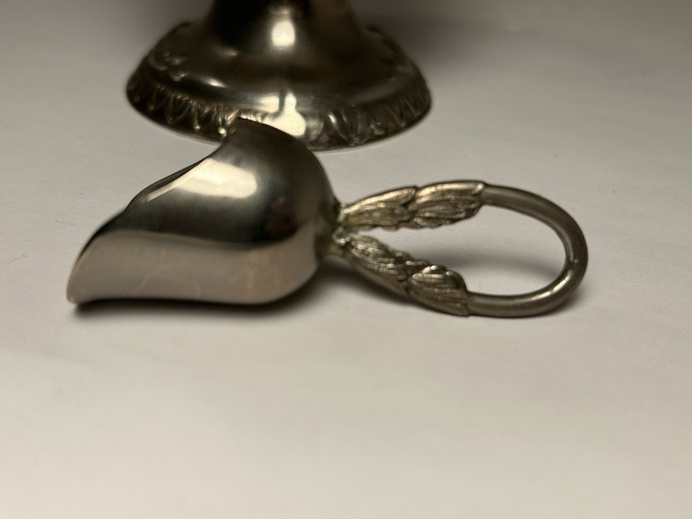 Vintage Silverplate Sugar Scuttle Rose Accent With Scoop 5.75”