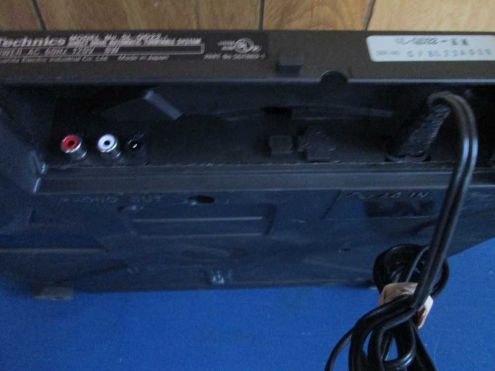 Technics SL-QD22 Quartz Direct Drive Automatic Turntable