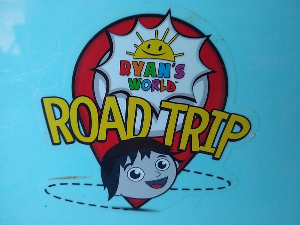 RYAN'S WORLD A Fun Case For A Creative Person!