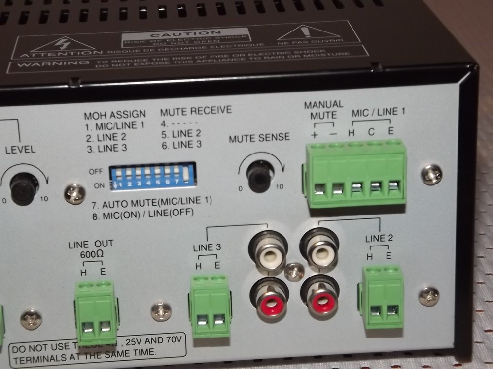 TOA BG-220 Mixer Amplifier