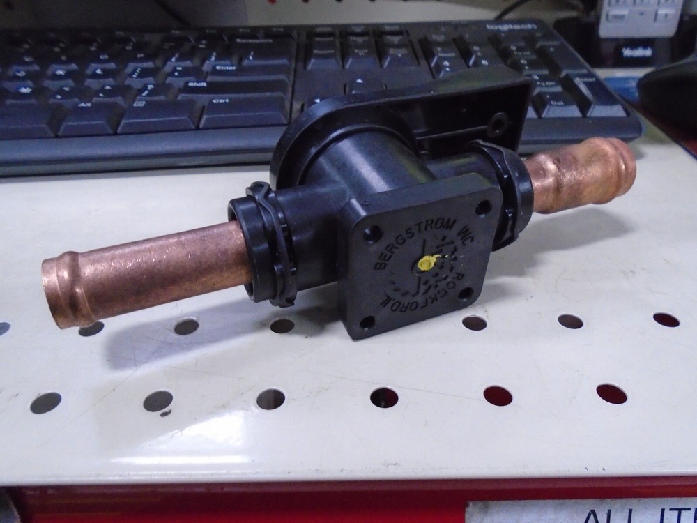 Bergstrom Water Valve Assembly 1000373395