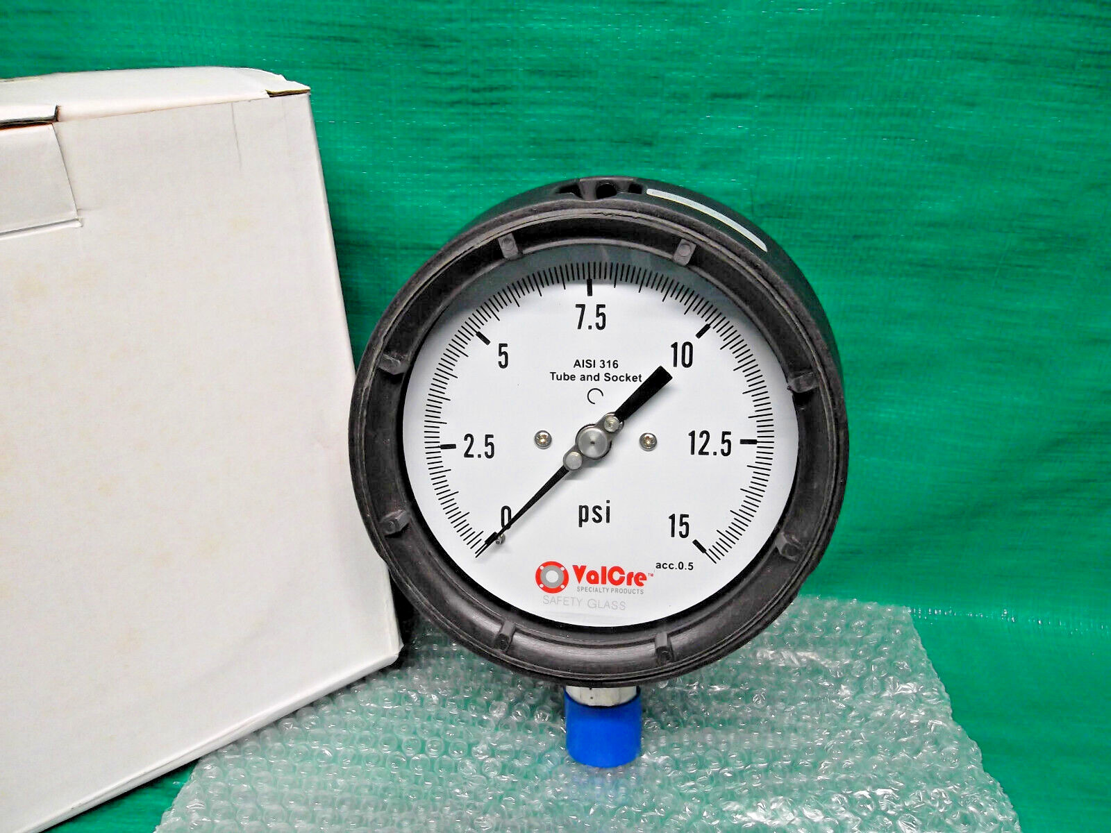 Process Pressure Gauge 4-1/2" Face 15 PSI 1/2" NPT Phenolic w/Stainless Lower