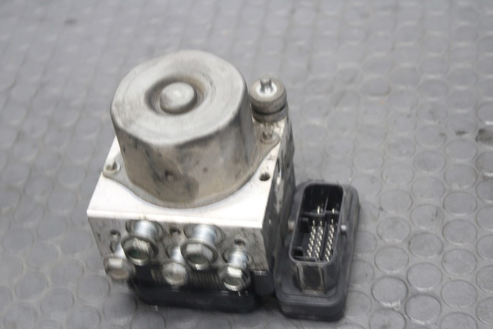 2014-2016 Harley Davidson Electra Glide ABS Pump Unit Module OEM 41100013