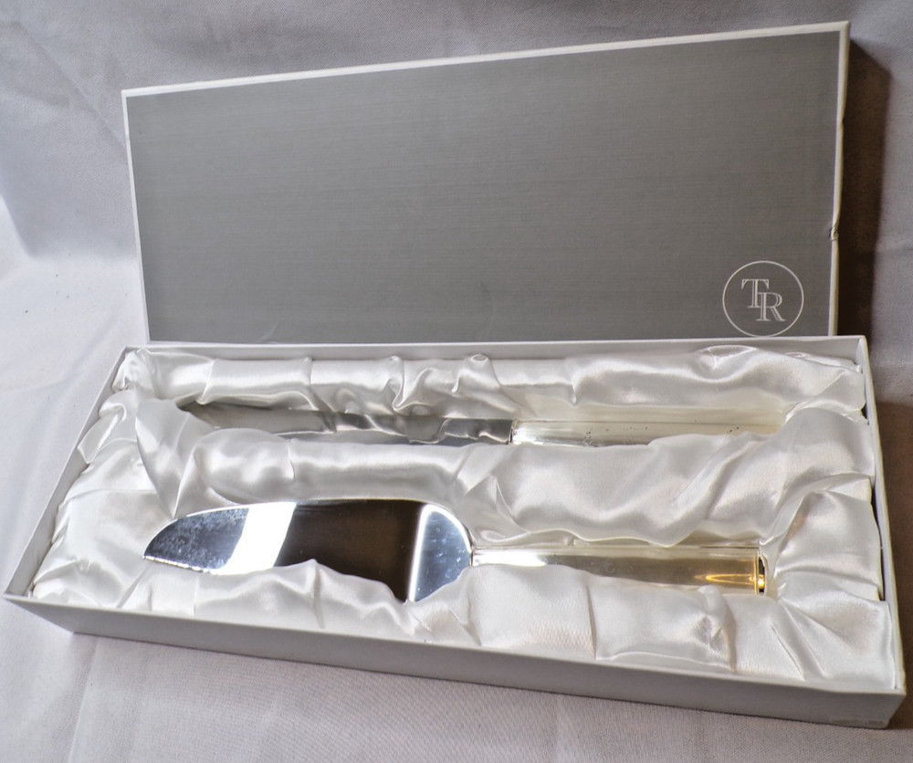 Things Remembered silver-plated cake knife and server set