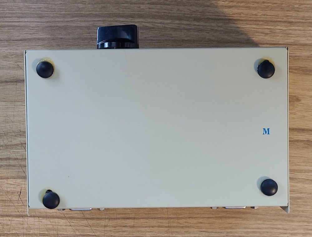 2-WAY MANUAL DATA TRANSFER SWITCH BOX - AB