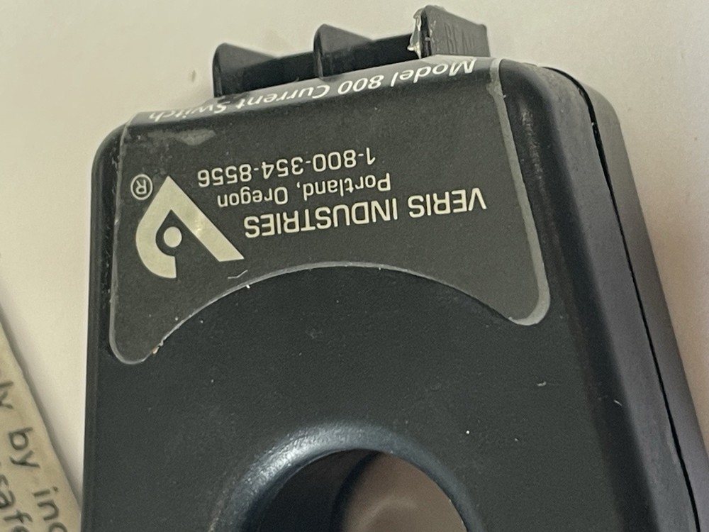 Veris Industries Model 800 Solid-State Current Switch, 0.1A @ 30VAC/DC (25JL133)