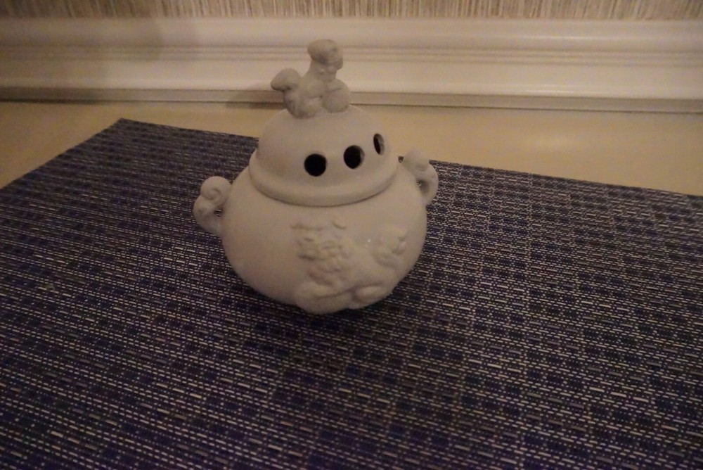 Small White Painted Incense Burner with Foo Dog