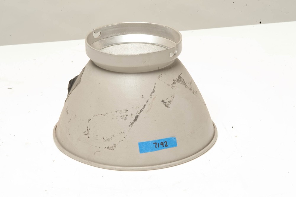 Elinchrom 8"  Standard Reflector N7192