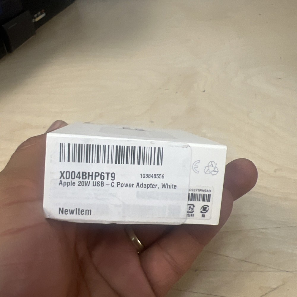Brand New, Apple USB-C, 20 W Power Adapter