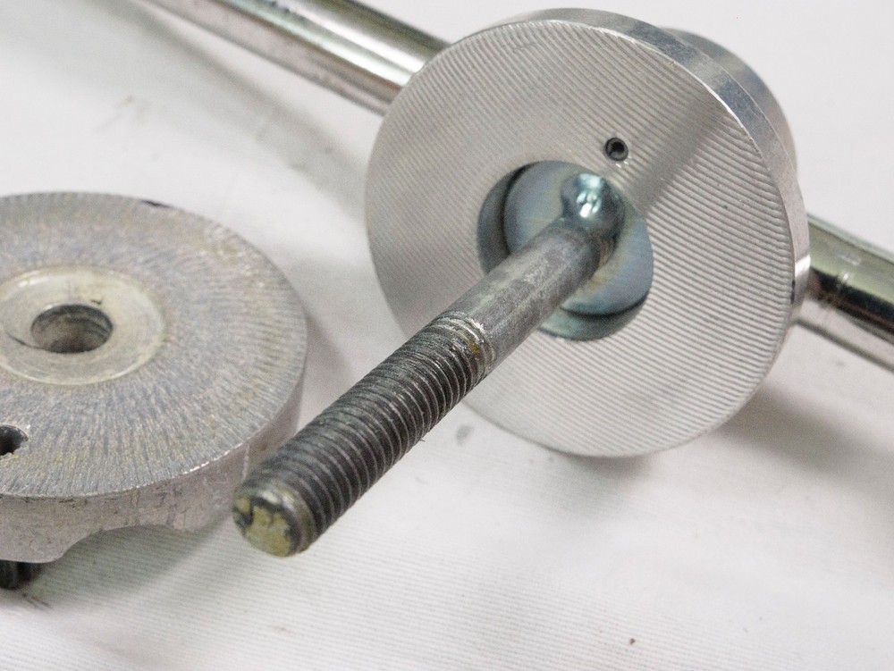30" extension arm with Grip Head