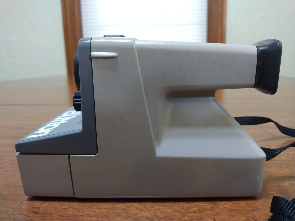 Vintage Polaroid The Button SX-70 One Step Instant Camera Tested