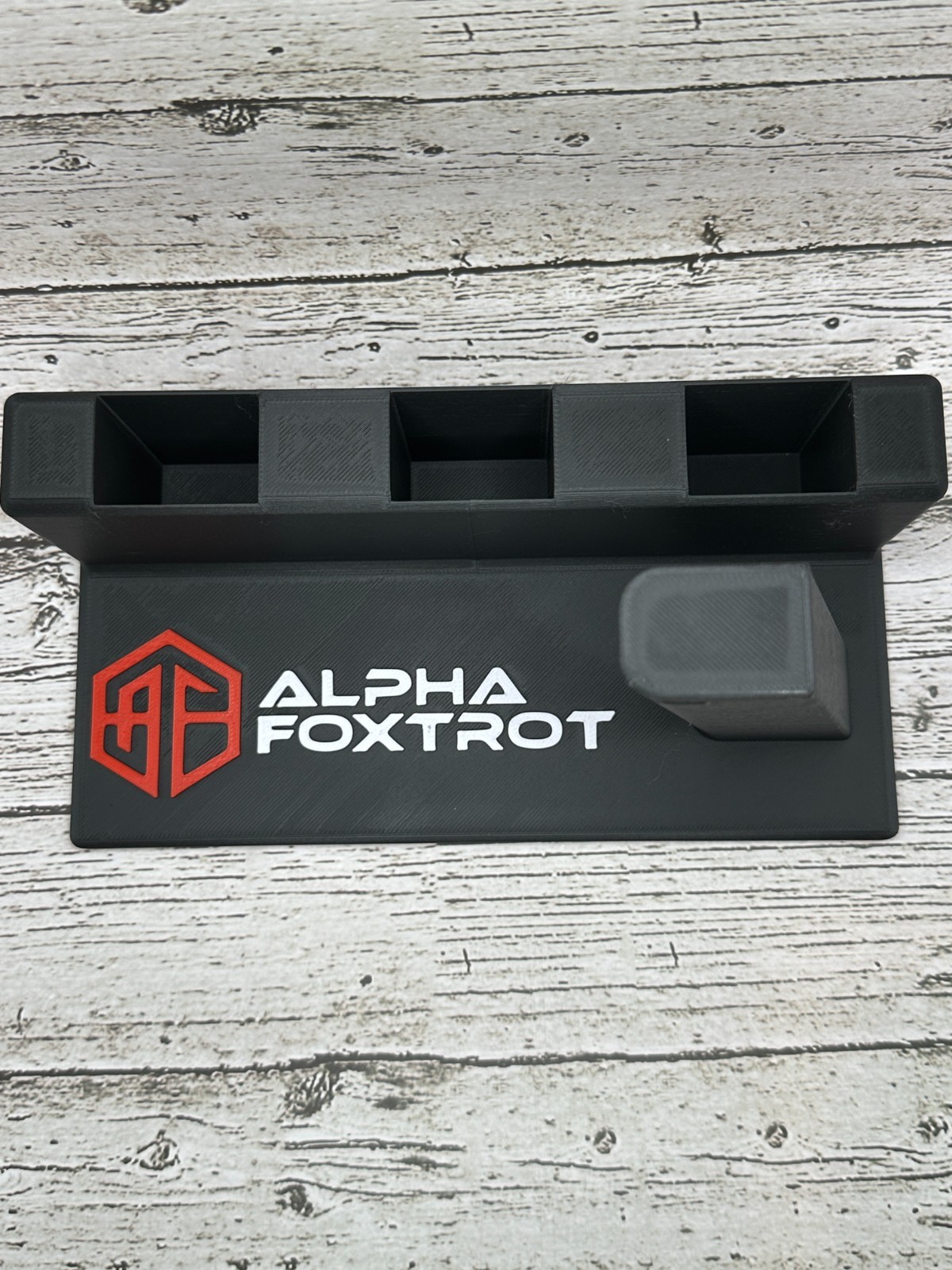 Alpha Foxtrot Romulus DS1911 Pistol Display Stand – Holds 3 Magazines