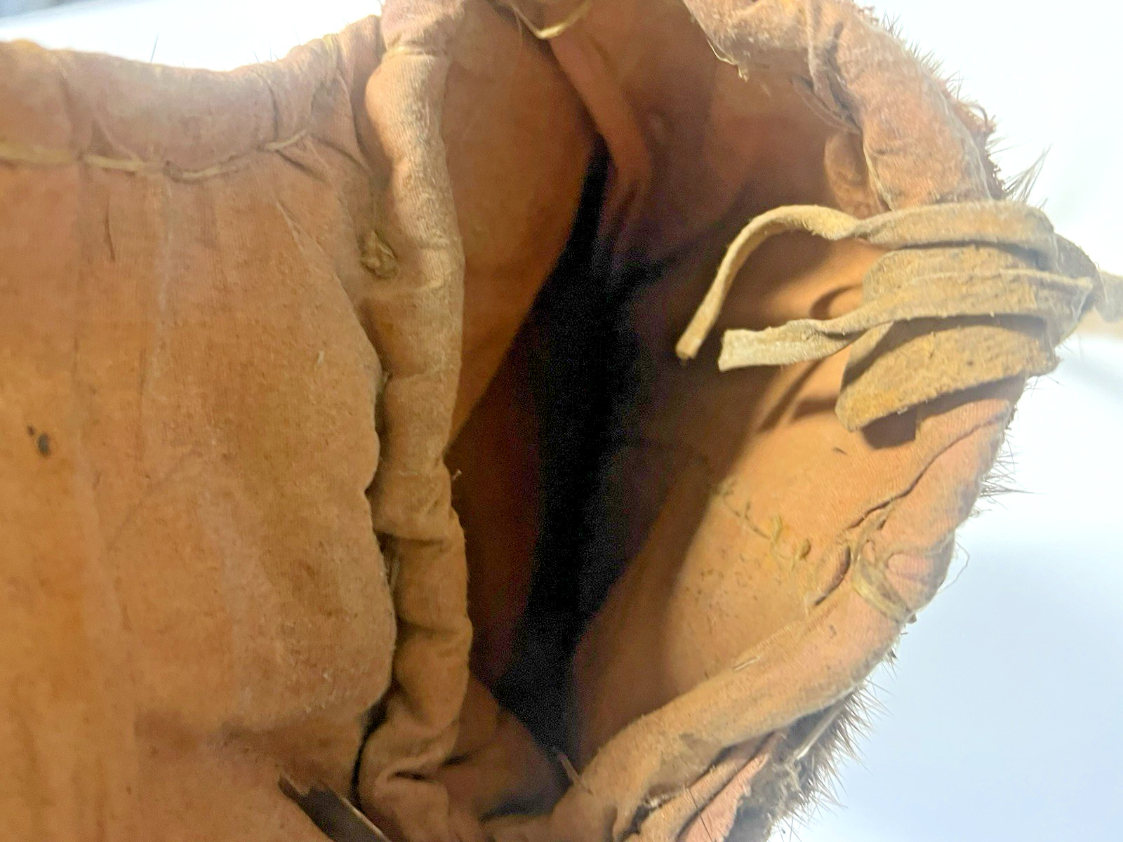 Original Native American Indian Fur Quiver; Old Red Trade; 19th Century