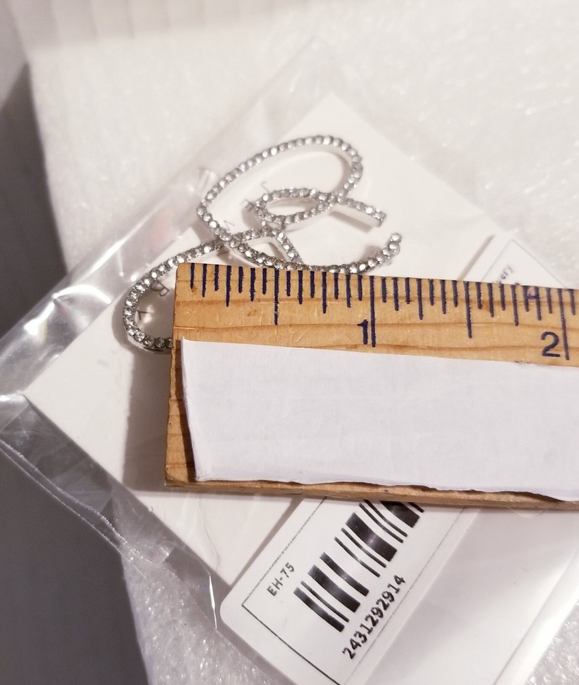 Silver Sparkle Heart Earrings 1" NEW!