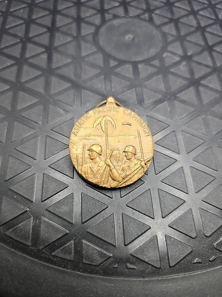 WW2 (USA) Asiatic Pacific Campaign Medal- Authentic Issue