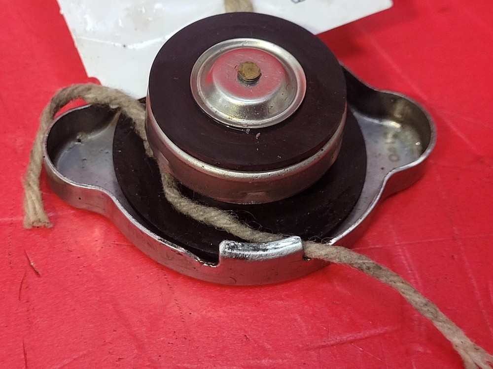 2011 TRIUMPH DAYTONA 675 RADIATOR CAP