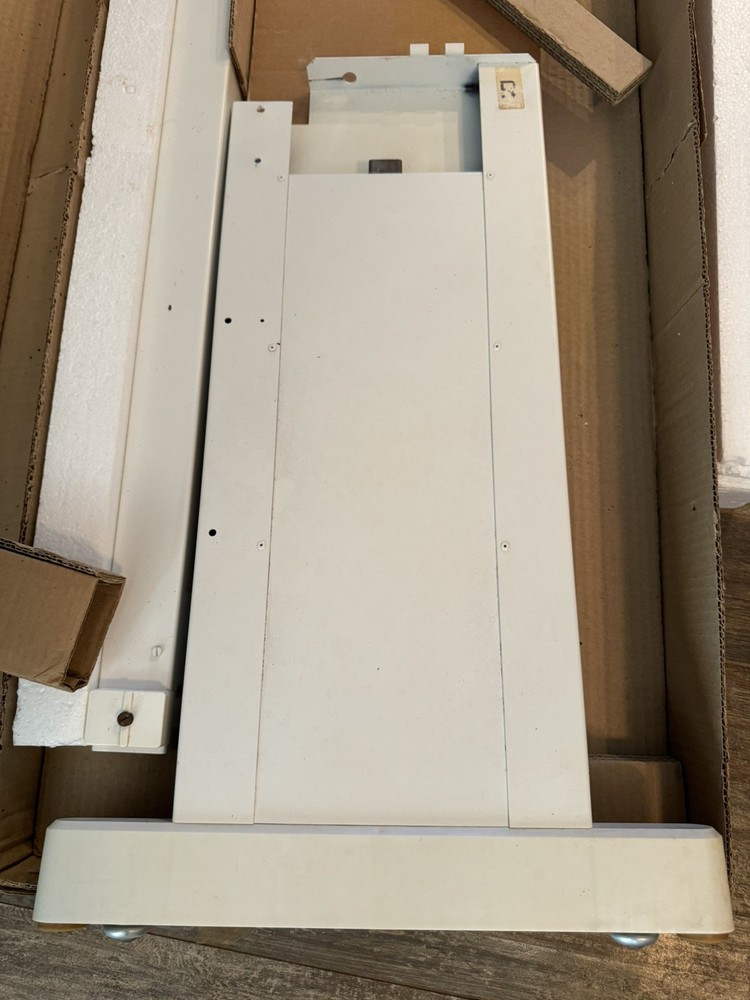 PASSAP E6000 Electronic Knitting Machine T601 Stand