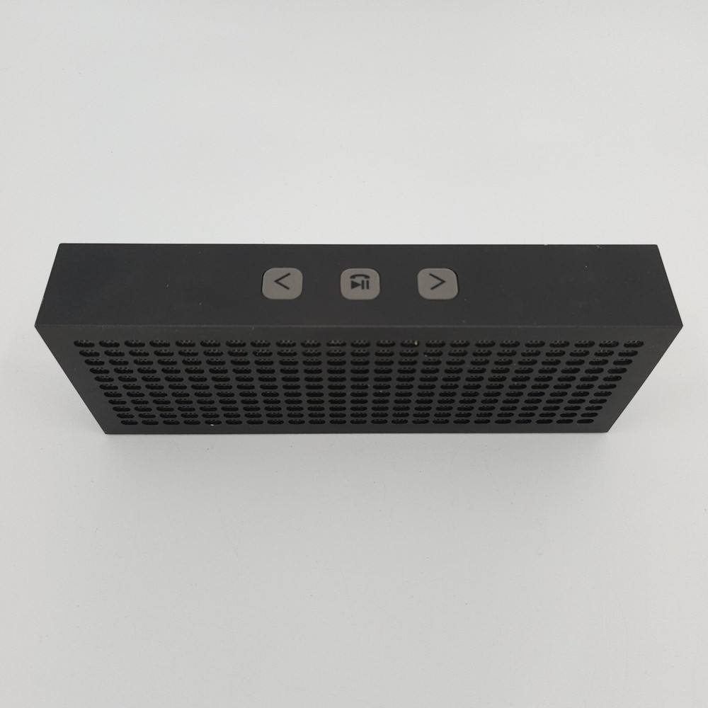 HMDX Titanium Wireless Bluetooth Speaker Model HX-P470 - Tested Working