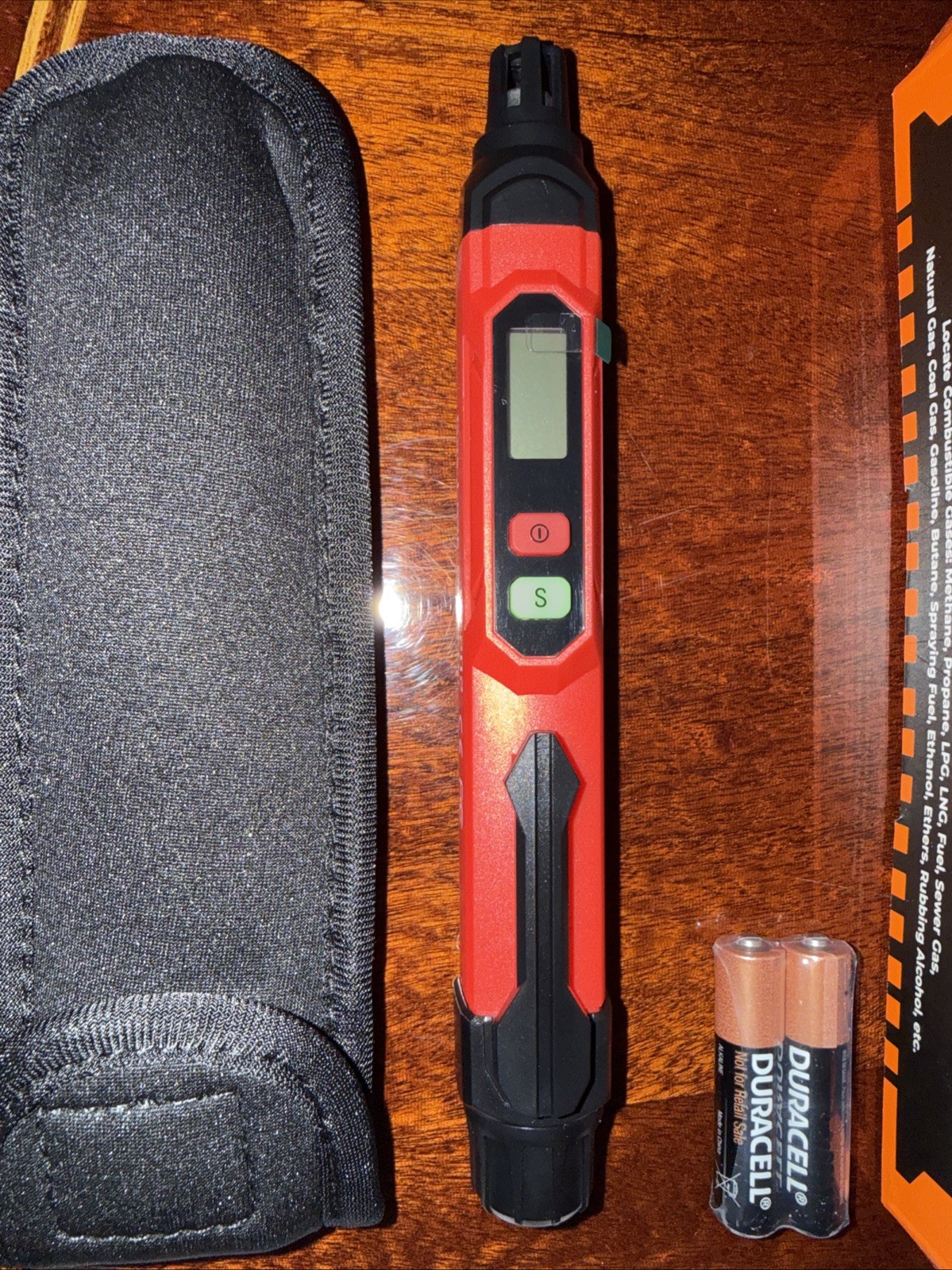 PT202 Gas Leak Detector w/ Batteries and Carrying Case - NEW