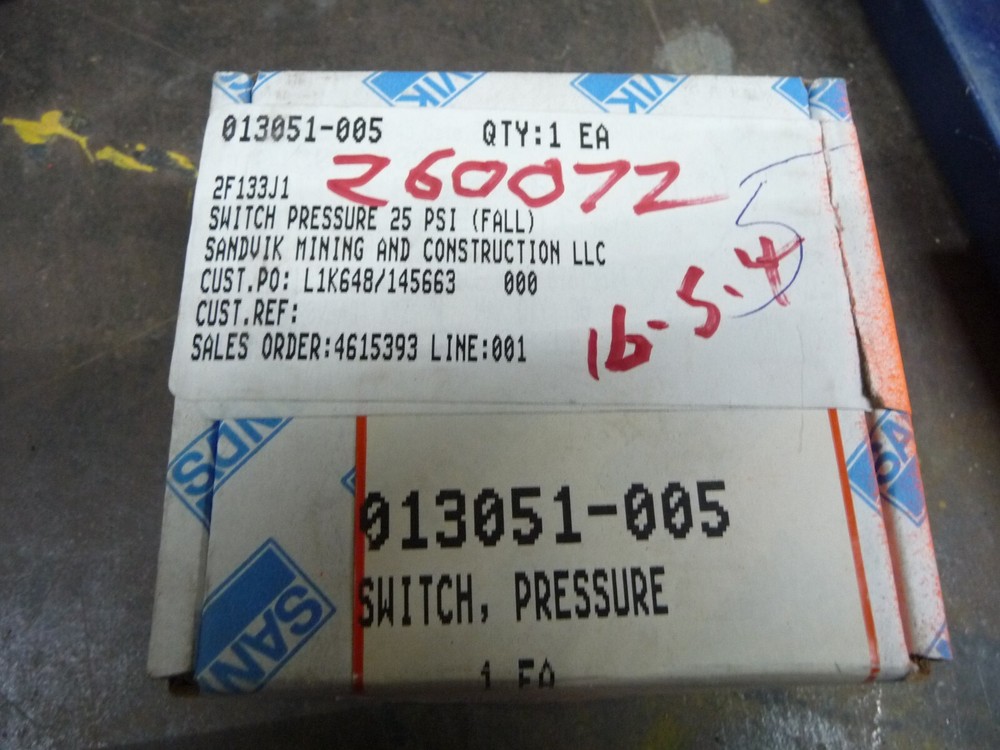 Sandvik Pressure Switch 013051-005